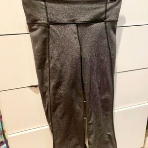 Lululemon Gray High-Waisted Cropped Leggings